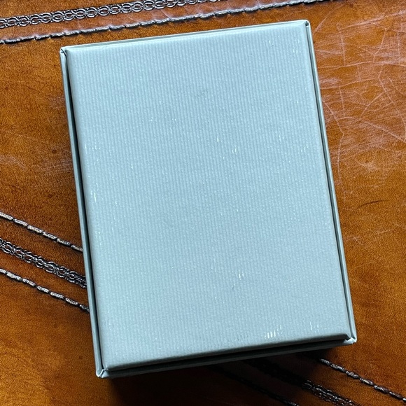 NWT Tom Ford Gold Credit Card Holder - Picture 9 of 10